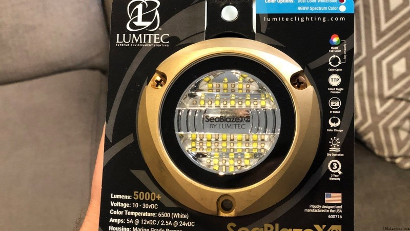 Review e instalación Lumitec SeaBlazeX2: luces sumergibles LED para barco