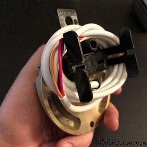 Review e instalación Lumitec SeaBlazeX2: luces sumergibles LED para barco