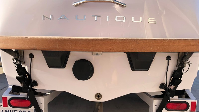 Review e instalación Lumitec SeaBlazeX2: luces sumergibles LED para barco