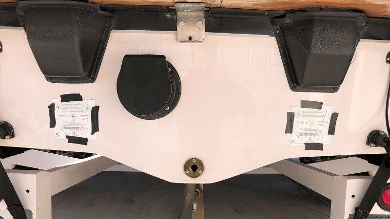 Review e instalación Lumitec SeaBlazeX2: luces sumergibles LED para barco