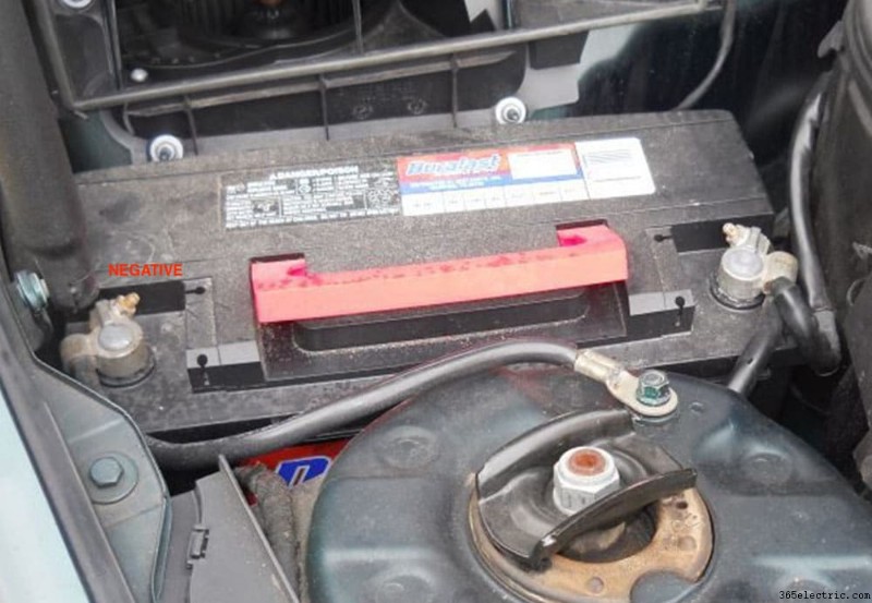 Instalación y análisis de unidad principal Double DIN en Mercedes CLK 320 (2002–2005)